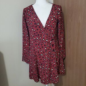 H&M maroon animal print wrap dress 10